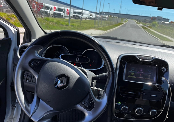 Renault Clio cena 38800 przebieg: 68000, rok produkcji 2016 z Skawina małe 37